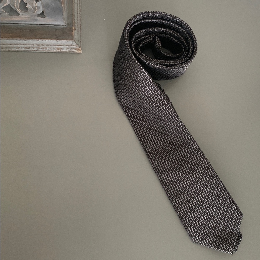 Alfani Black and Gray Patterned Tie
